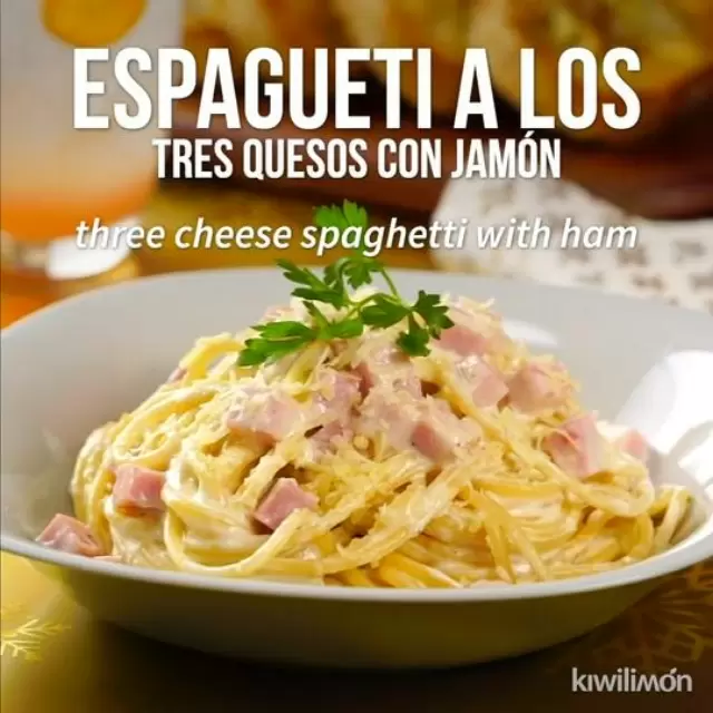 Three-Cheese Spaghetti with Ham