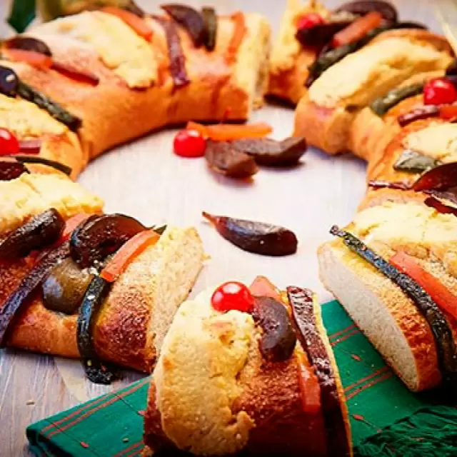 Mexican Three Kings Cake 