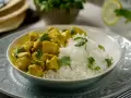 Curry Chicken with White Rice 
