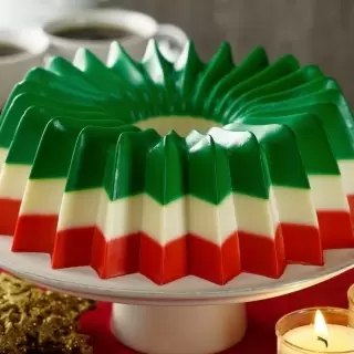 Chocorrol-Stuffed Tricolor Gelatin 