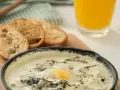 Creamy One-Pot Spinach and Egg Breakfast 